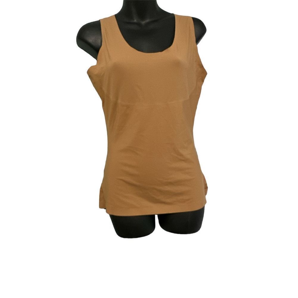 Nice women SPANX By Sara Blakey Shape Wear Tank Top size large Excellent conditi